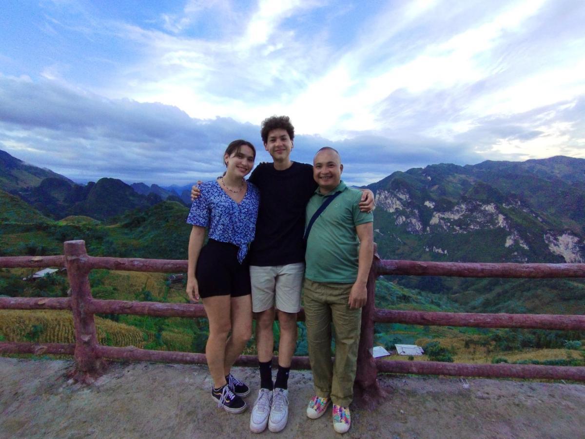 Sky Bay Lodge Ha Giang Exterior foto
