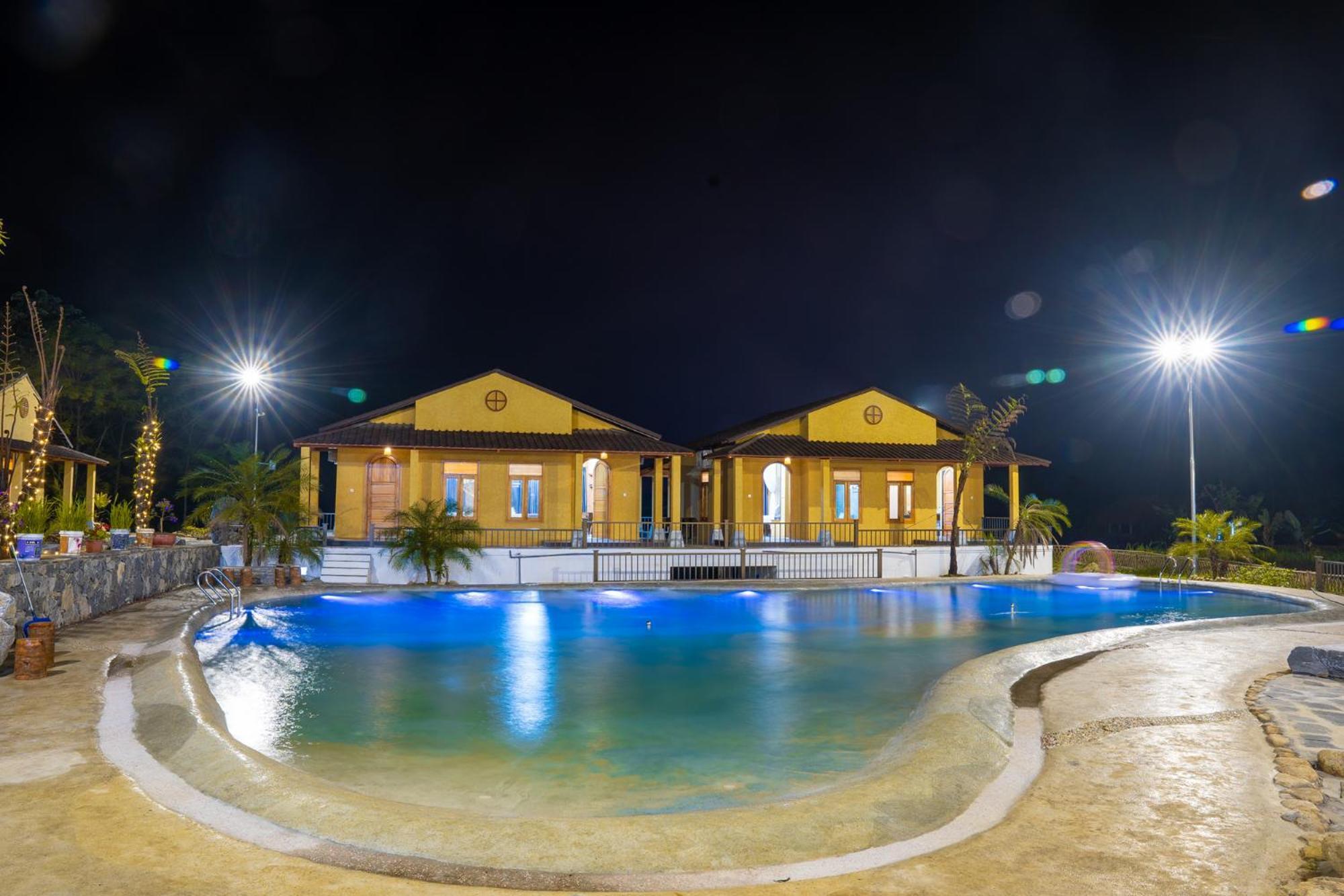 Sky Bay Lodge Ha Giang Exterior foto