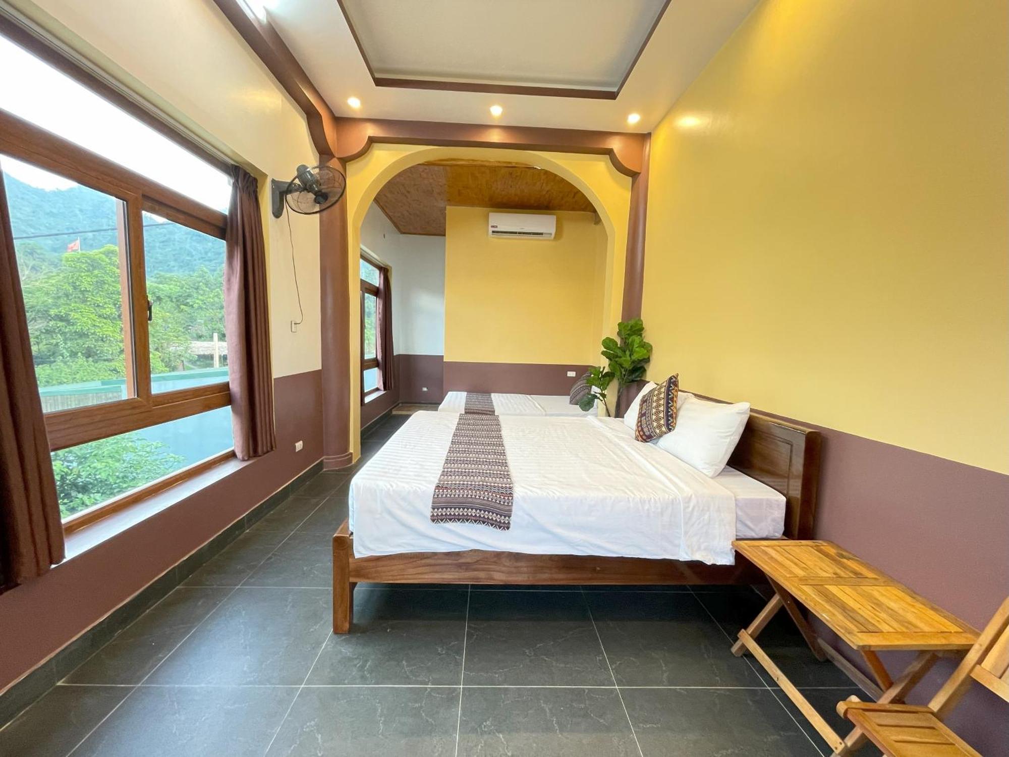 Sky Bay Lodge Ha Giang Exterior foto