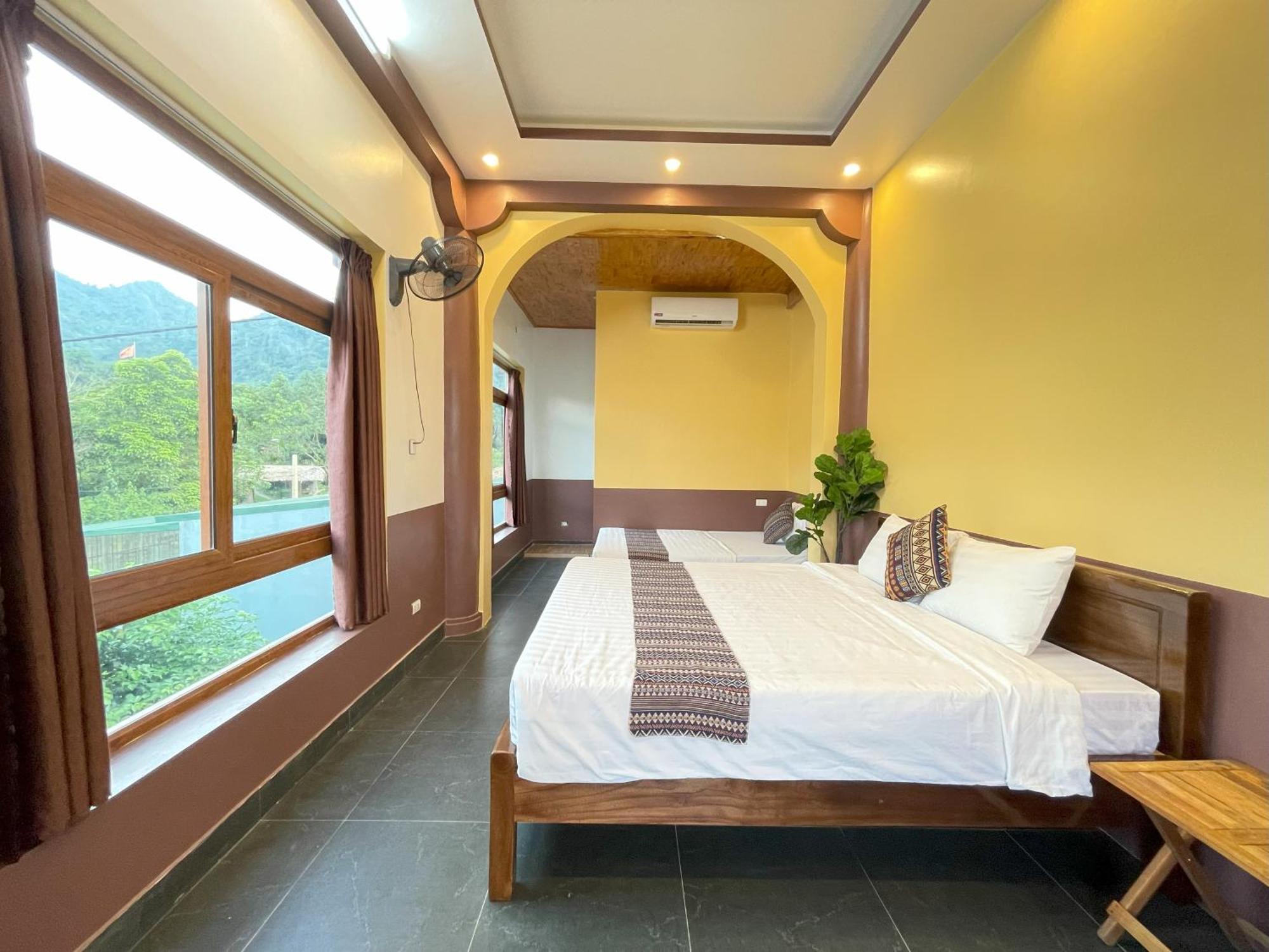 Sky Bay Lodge Ha Giang Exterior foto